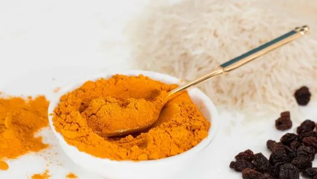 বৃহস্পতি তুঙ্গে রাখতে এক চিমটে হলুদ