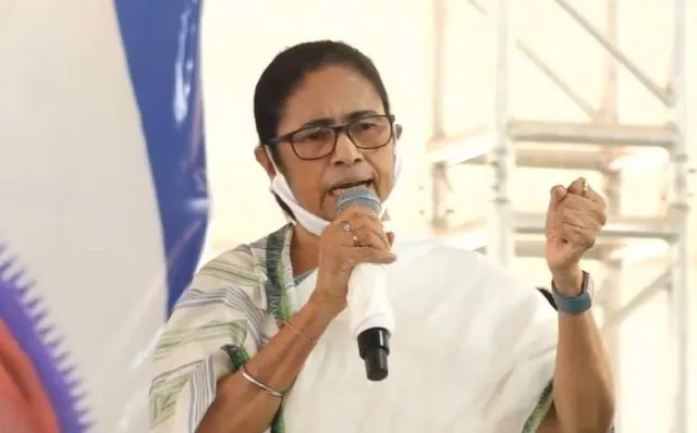 ‘আমার সৃষ্টি বৃথা যাবে না’, মেদিনীপুরে দাঁড়িয়ে দিল্লি জয়ের ডাক মমতার