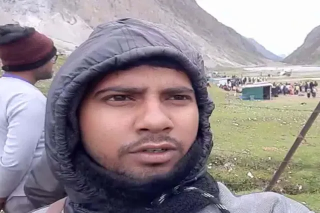 অমরনাথ তীর্থ যাত্রায় গিয়ে আটকে রয়েছেন কেশিয়াড়ি ও দাঁতনের ১০ জন তীর্থযাত্রী, শুনুন তীর্থযাত্রীর বক্তব্য