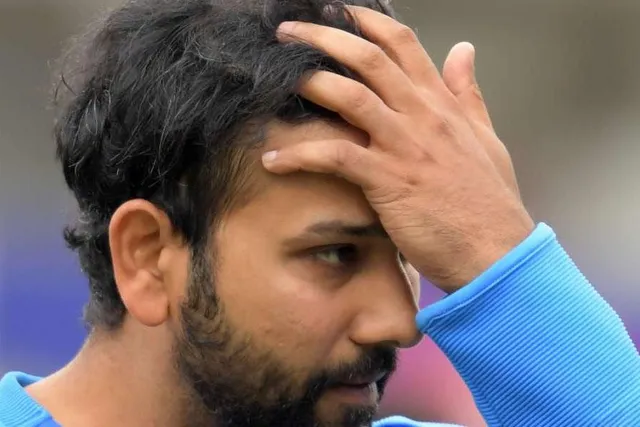 ১০ উইকেটে ম্যাচ জিতল ইংল্যান্ড