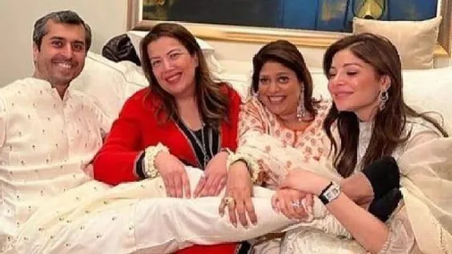 ফের গাঁটছড়া বাঁধছেন গায়িকা কনিকা কপূর