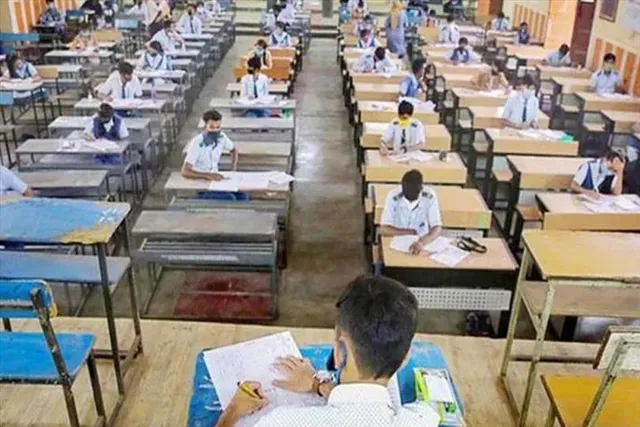 জুনে অফলাইন পরীক্ষা শুরু মহারাষ্ট্রে