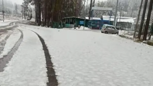 উপত্যকা বিপর্যয়ে মৃত ৩, ঘরছাড়া বহু পরিবার