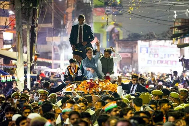 নির্বাচনের প্রচার করে অস্বস্তিতে কংগ্রেস, দায়ের মামলা