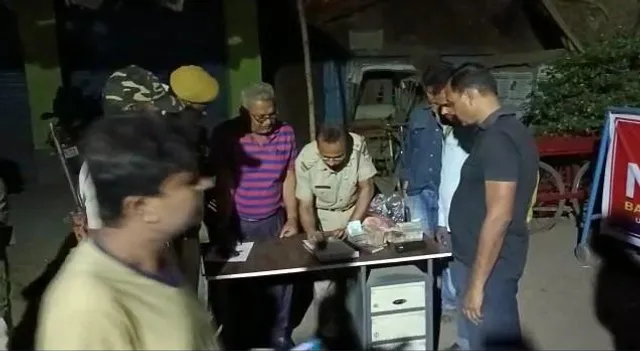 বাংলা-ঝারখণ্ড সীমান্তে নাকা তল্লাশিতে উদ্ধার লক্ষাধিক টাকা