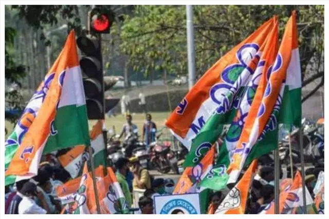 একের পর এক দুর্নীতির অভিযোগ, দল থেকে তাড়ানো হল তৃণমূল নেতাকে