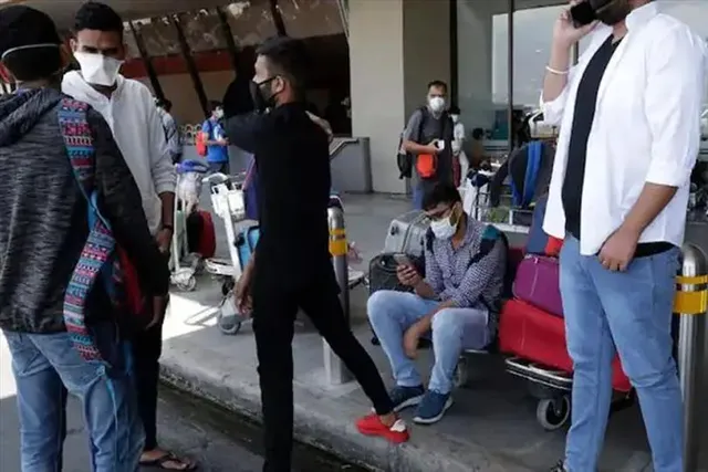 বিদেশমন্ত্রকের টিমের সঙ্গে সমন্বয় রেখে ছাত্রদের প্রস্থানের পরামর্শ