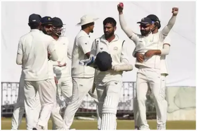 রঞ্জিতে শতরান করলেন হিমাচলের ব্যাটসম্যান