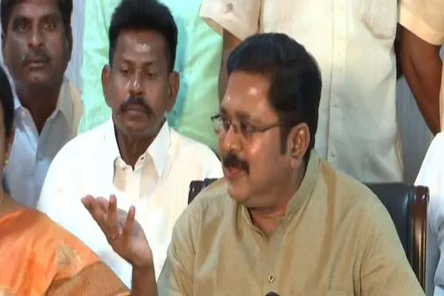 লোকসভা ভোটে এনডিএ-র সঙ্গে জোট বাঁধবে AMMK?