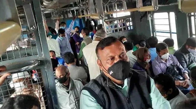 ট্রেনের সময় নিয়ে চরম বিভ্রান্তি