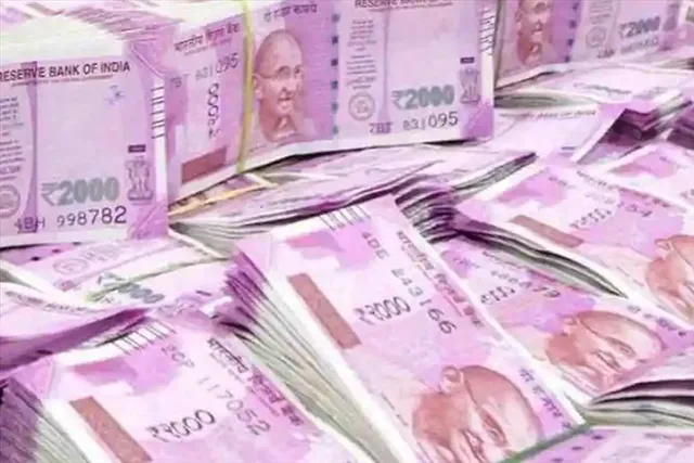 খড়দায় টাকার পাহাড়ের হদিশ ফ্ল্যাটে