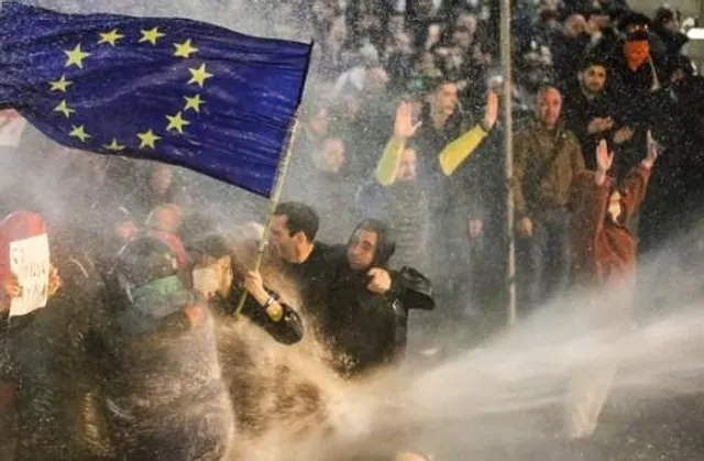 জর্জিয়ার পার্লামেন্টে বিক্ষোভের পর বিতর্কিত বিল আনুষ্ঠানিকভাবে প্রত্যাহার