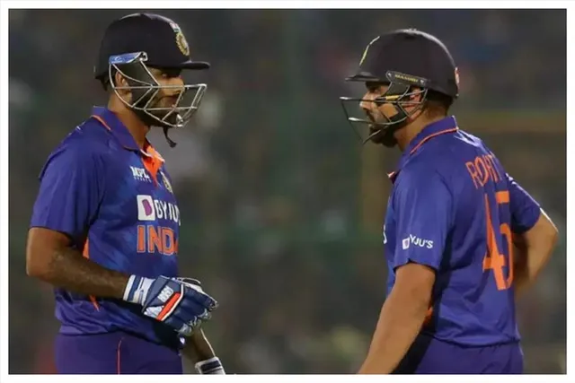 সূর্যকুমার যাদব দলের জন্য যা করছেন তা অসাধারণ: রোহিত শর্মা