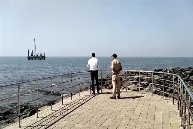 সাদিছা সানের দেহ খুঁজতে তল্লাশি চালাচ্ছে মুম্বই পুলিশ ও ভারতীয় নৌবাহিনী