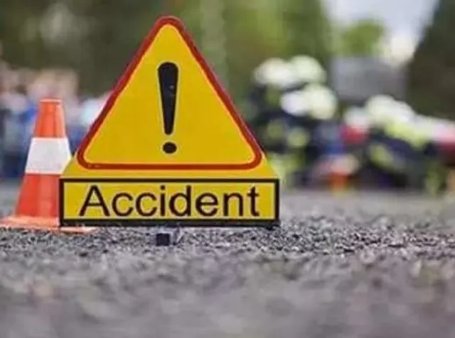 ভয়াবহ দুর্ঘটনার কবলে স্নান যাত্রী বোঝাই বাস, আহত ৩৫