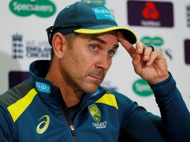 পদত্যাগের সিদ্ধান্ত কেন নিলেন ল্যাঙ্গার?