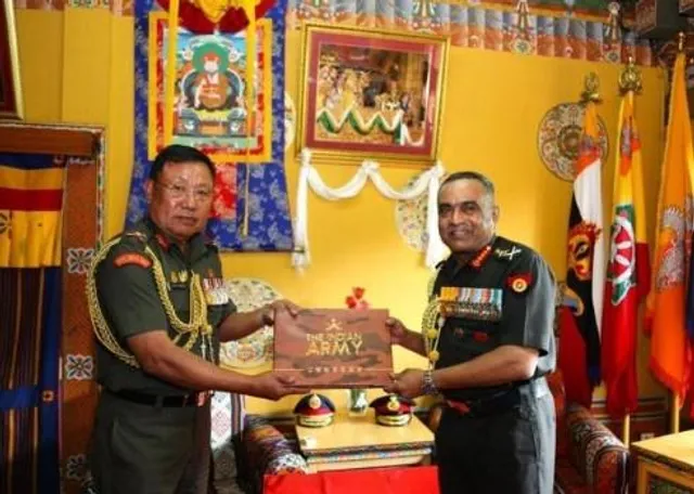 ভুটান সেনাবাহিনীর চিফ অপারেশন অফিসারের সঙ্গে সাক্ষাৎ করলেন ভারতীয় সেনাবাহিনী প্রধান