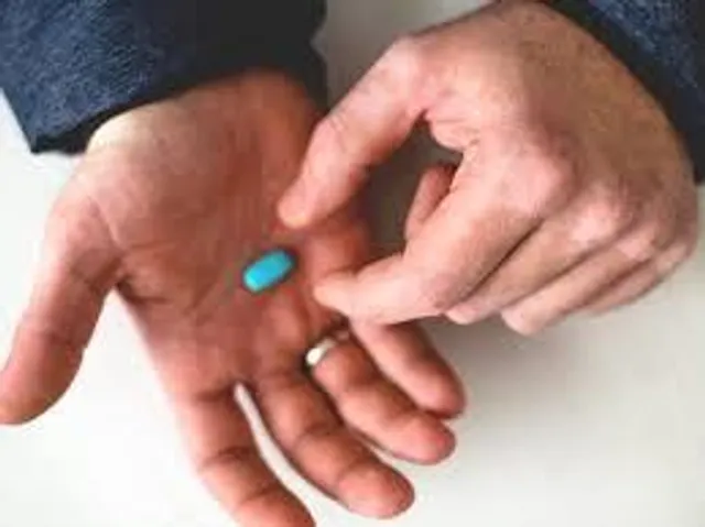 ওষুধ খেয়ে লিপ্ত হচ্ছেন সঙ্গমে?