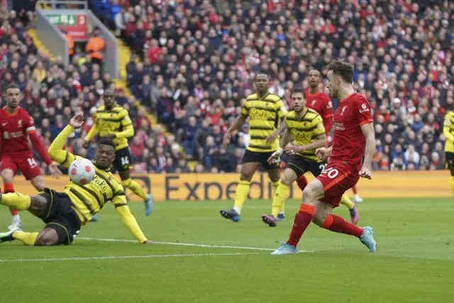 পায়ের স্কিলেই বাজিমাত, দেখে নিন প্রিমিয়ার লিগের ভিডিও