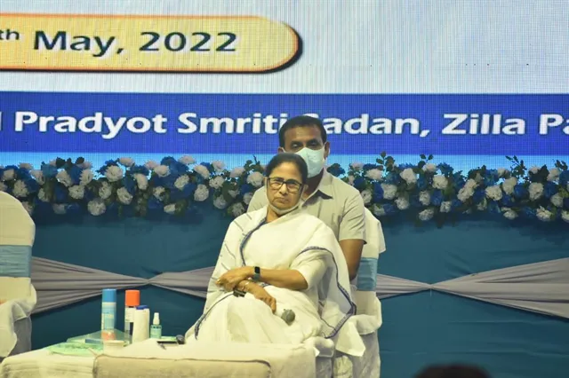 আমি জলে টাকা ঢালতে পারব না এখনঃ মমতা বন্দ্যোপাধ্যায়