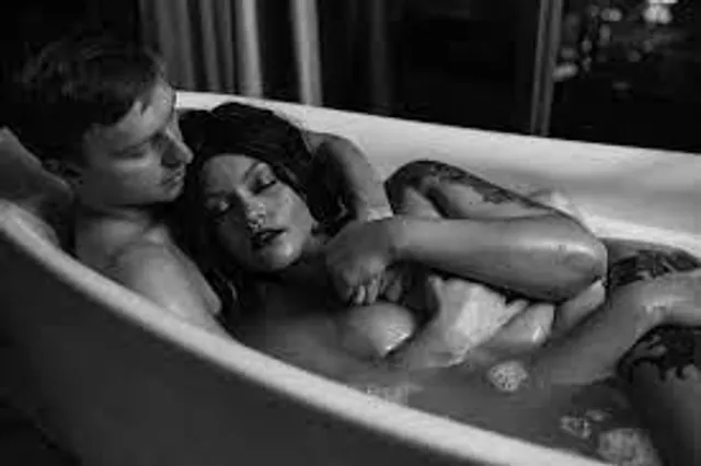 এক সঙ্গে ধুয়ে ফেলুন