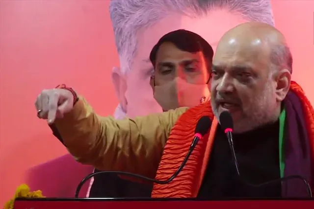 মুজাফ্ফরনগর দাঙ্গা নিয়ে সমাজবাদী পার্টিকে খোঁচা শাহের