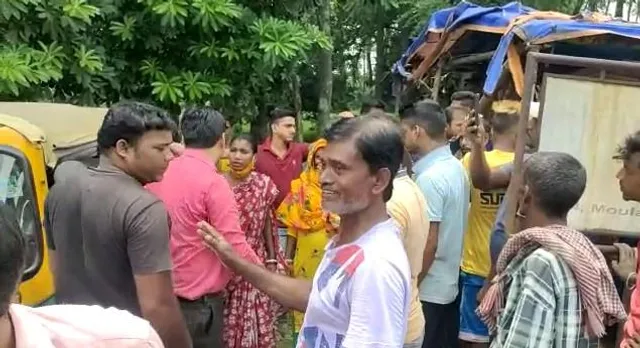 দুর্গাপুরের ডিভিসি মোড়ে দুই পকেট মারকে হাতেনাতে ধরল স্থানীয়রা