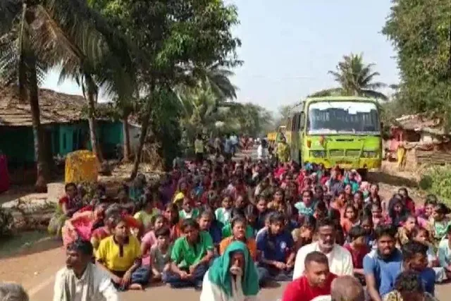 কর্ণাটকে বিক্ষোভ