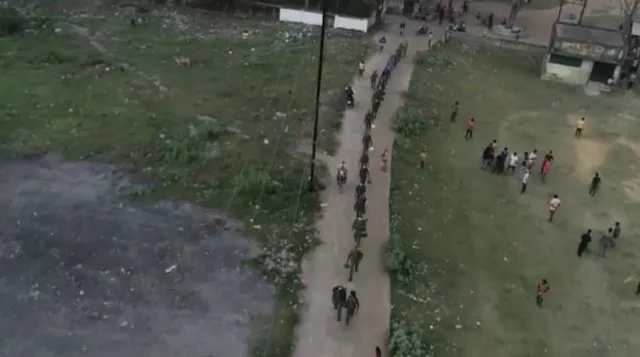 নির্বাচন সুষ্ঠুভাবে সম্পন্ন করতে পুলিশের রুটমার্চ শুরু