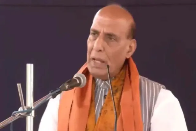 'ইগো সরিয়ে বড় মনে কাজ করুন,' বিশ্বভারতীতে বিশেষ বার্তা রাজনাথের