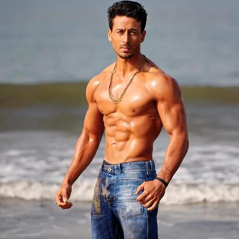 চানুকে দেখে অনুপ্রাণিত হয়ে কি করলেন টাইগার শ্রফ? দেখুন সেই ছবি