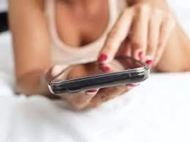 সারা দিন ধরে সেক্সট করুন