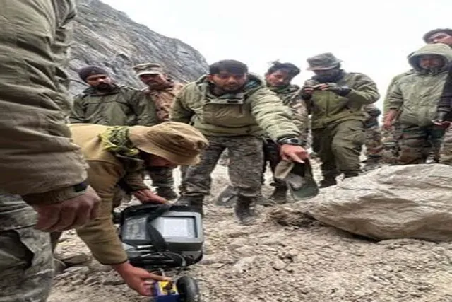 ভারতীয় সেনার প্রতি কৃতজ্ঞতা জানাল তীর্থযাত্রীরা