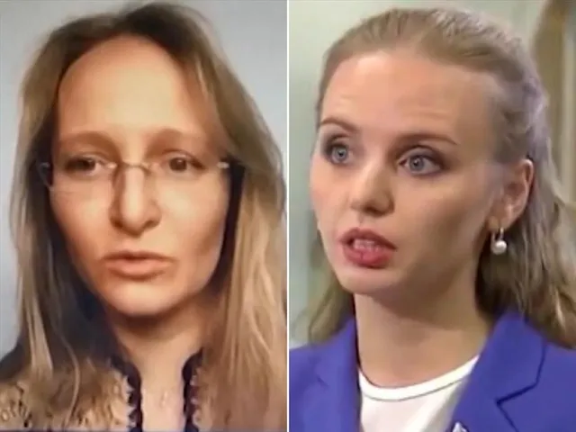 পুতিনের কন্যাদের ওপর নিষেধাজ্ঞা জারি করল ইউক্রেন