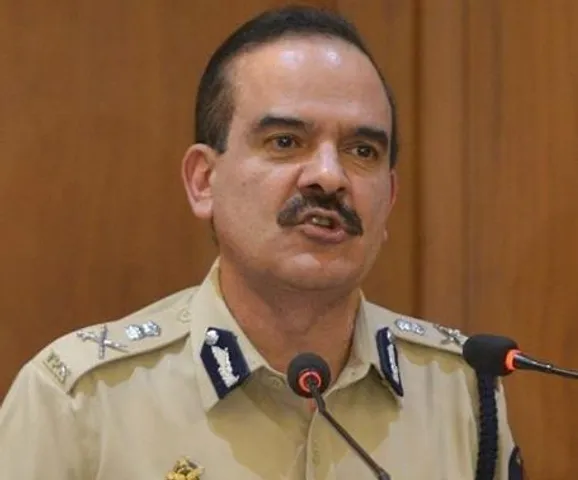 পরম বীর সিংয়ের নামে চাঞ্চল্যকর অভিযোগ