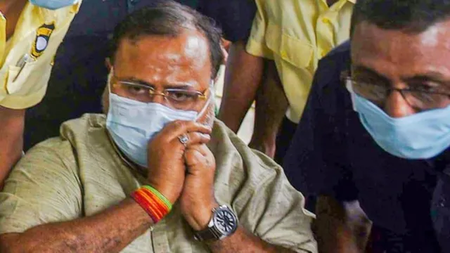 ‘দেশ ছেড়ে পালিয়ে যাবে না পার্থʼ, আদালতে দাবি আইনজীবীর