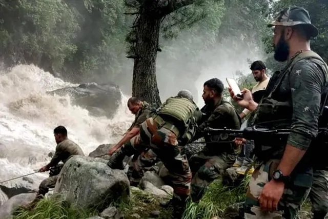 'ভয়াবহ পরিস্থিতি ছিল,' অমরনাথে মৃত্যুর মুখ থেকে ফিরলেন ব্যক্তি