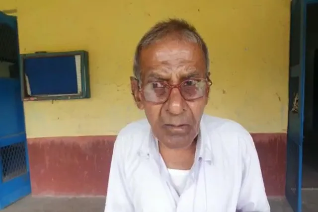 শিক্ষার্থীদের ভবিষ্যতের কথা ভেবে বিকল্প পথের দাবি করল শিক্ষক, দেখুন ভিডিও