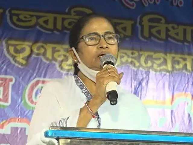 দিল্লি কোর্টকান্ড নিয়ে এবার মন্তব্য করলেন মমতা