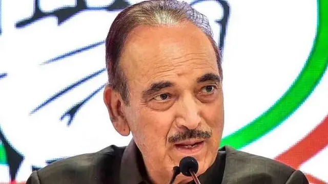 কংগ্রেস ছাড়ছেন গুলাম নবি আজাদ?