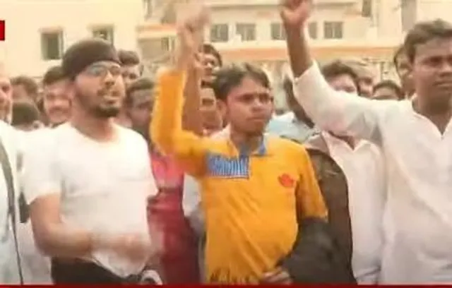 শিয়ালদা থেকে শুরু হল নাগরিক মঞ্চের মিছিল