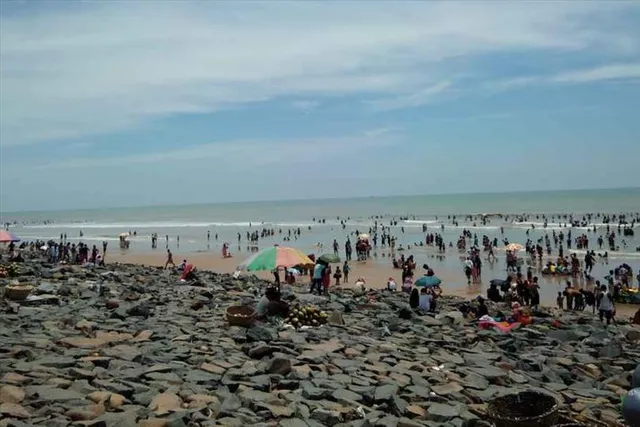 দিঘার সমুদ্র সৈকতে চলছে নিউ ইয়ার সেলিব্রেশন