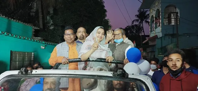 পৌরসভার নির্বাচনী প্রচারে ডঃ মানস রঞ্জন ভুঁইয়া