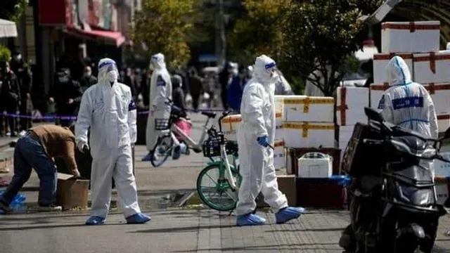 'জিরো কোভিড' নীতিতে পরাজয়,কোয়ারেন্টাইন এলাকার বাইরে নতুন কেস পেল সাংহাই