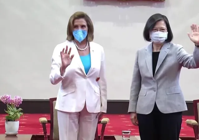 তাইওয়ানের প্রেসিডন্টের সঙ্গে দেখা করলেন ন্যান্সি পেলোসি