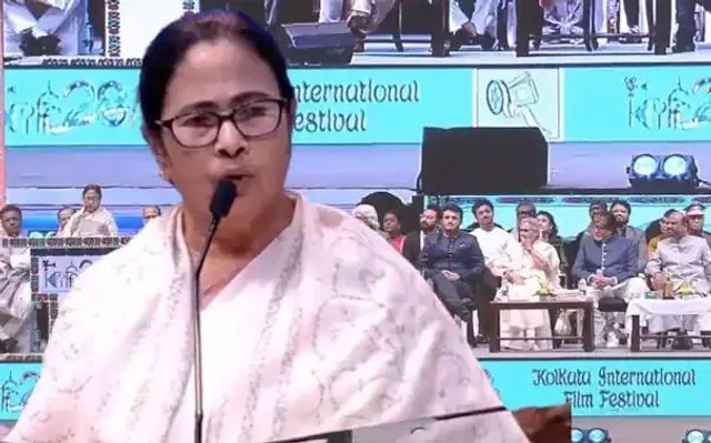 ''বাংলা একদিন হলিউড, বলিউড দখল করবে', প্রত্যয়ী মুখ্যমন্ত্রী