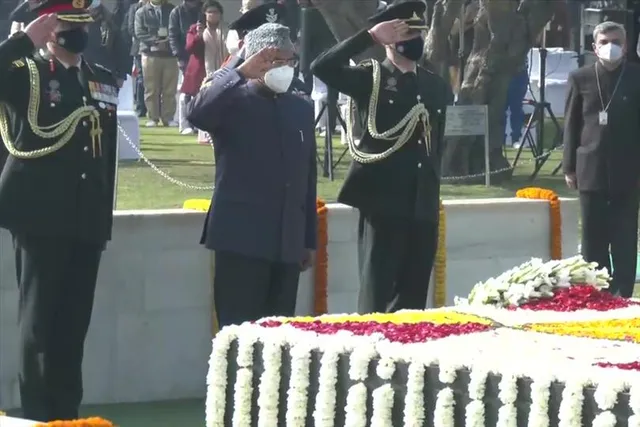 গান্ধীজির প্রয়াণ দিবসে শ্রদ্ধাজ্ঞাপন রাষ্ট্রপতির
