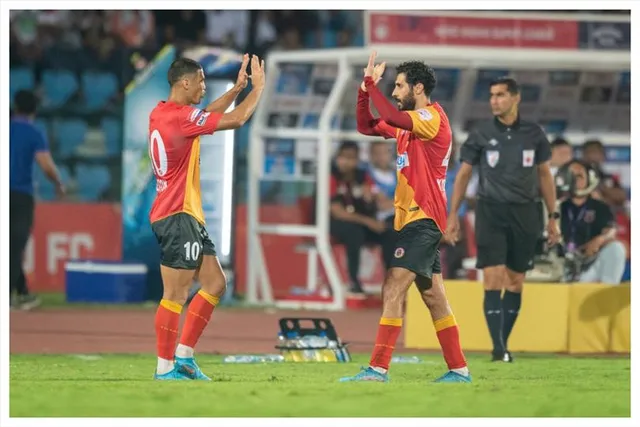 কালী পুজো পরিক্রমায় ইস্টবেঙ্গলের দুই ফুটবলার