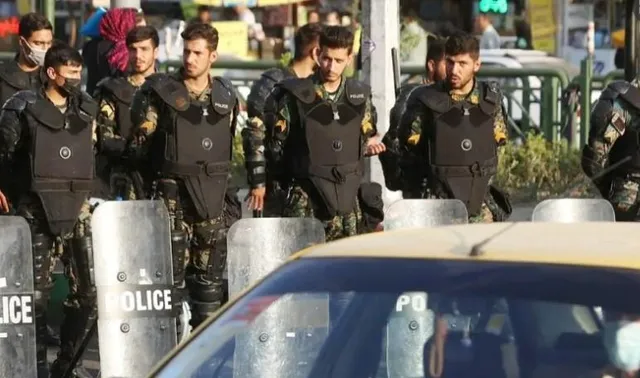 বিক্ষোভকারীদের ওপর নিপীড়ন ইসলামবিরোধী: ইরানের শীর্ষস্থানীয় সুন্নি আলেম