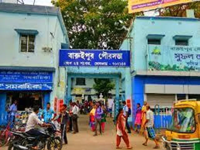 বারুইপুরে সরকারের ফিল্মসিটি প্রকল্প এলাকা পরিদর্শনে গিয়ে বিক্ষোভের মুখে তিন মন্ত্রী